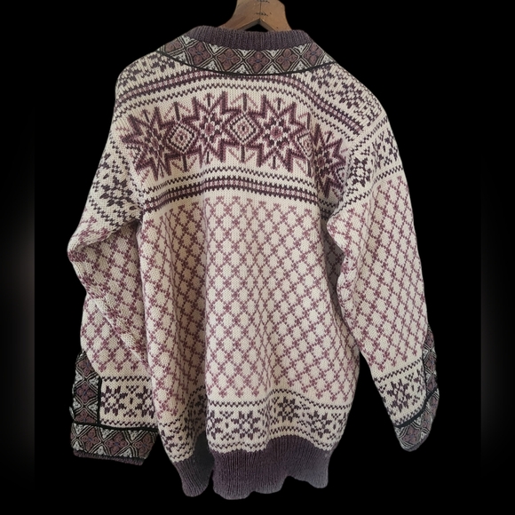 Vintage DALE OF NORWAY Sz 42 Ski Nordic Fair Isle Purple Wool Sweater READ FLAWS - Picture 2 of 9
